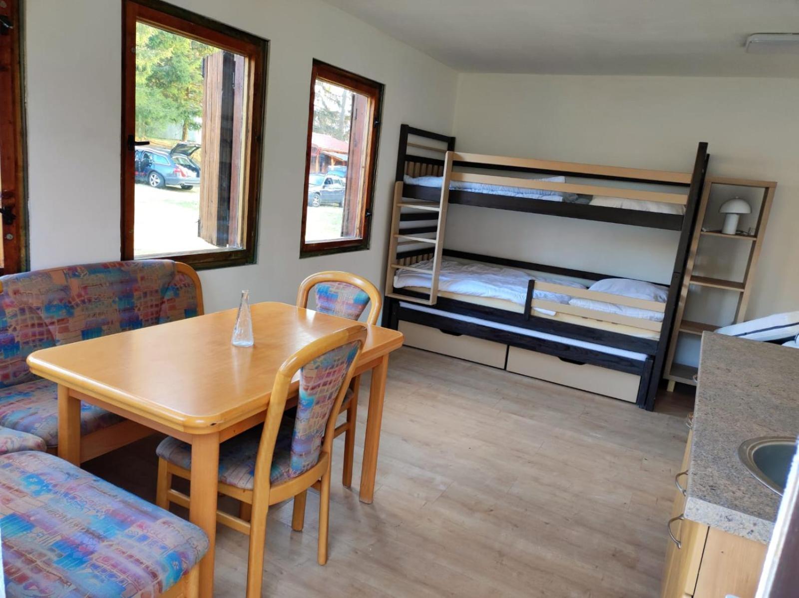 Lesni Chaty "Hogo Fogo" Kytlice Room photo