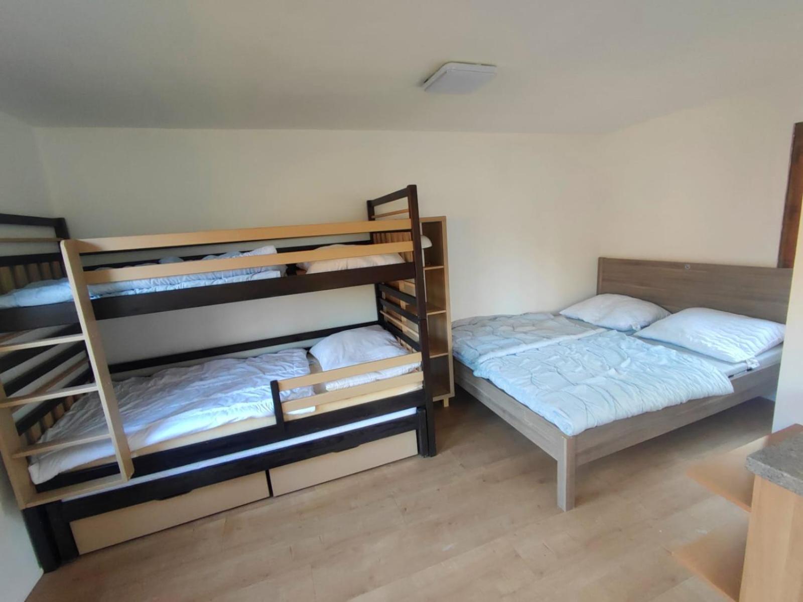 Lesni Chaty "Hogo Fogo" Kytlice Room photo